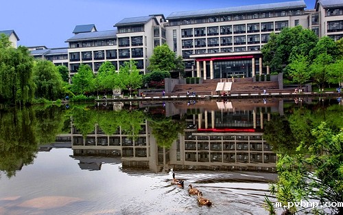 1672638246267672.jpg 理工大学校园风光_副本.jpg